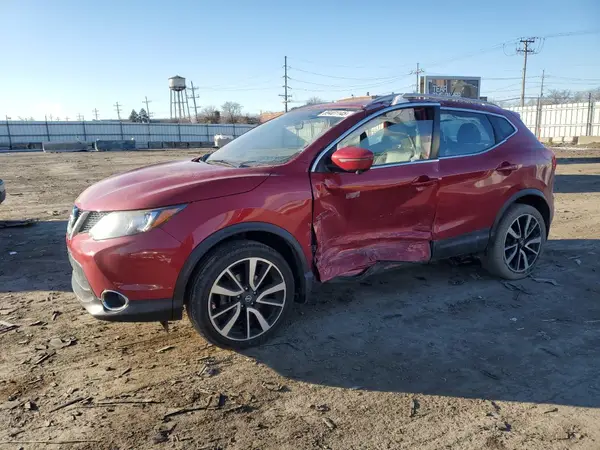 JN1BJ1CR8HW124549 2017 NISSAN ROGUE - Image 1