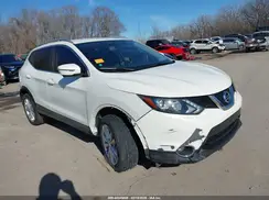 JN1BJ1CR8HW127158 2017 NISSAN ROGUE