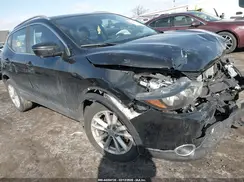 JN1BJ1CR8HW129525 2017 NISSAN ROGUE
