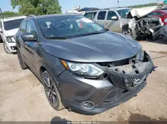 JN1BJ1CR8HW134563 2017 NISSAN ROGUE