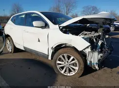 JN1BJ1CR8JW200969 2018 NISSAN ROGUE