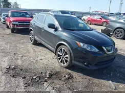 JN1BJ1CR8JW201426 2018 NISSAN ROGUE