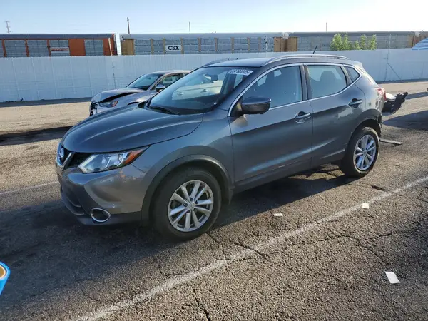 JN1BJ1CR8JW207372 2018 NISSAN ROGUE - Image 1