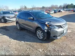 JN1BJ1CR8JW254241 2018 NISSAN ROGUE