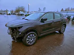 JN1BJ1CR8JW256961 2018 NISSAN ROGUE