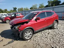 JN1BJ1CR8JW261142 2018 NISSAN ROGUE