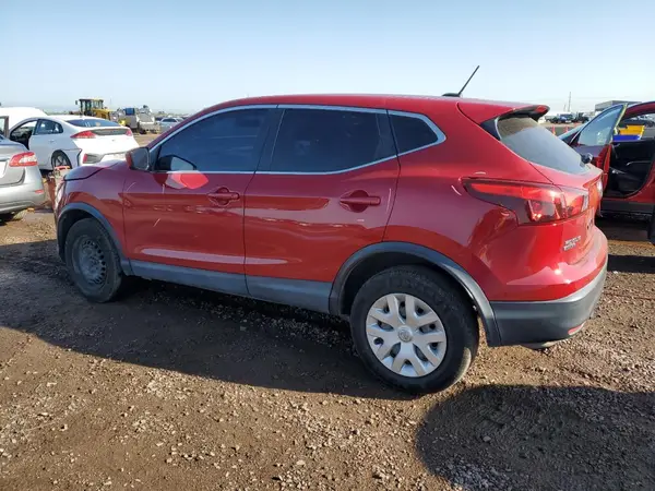 JN1BJ1CR8JW281438 2018 NISSAN ROGUE - Image 2