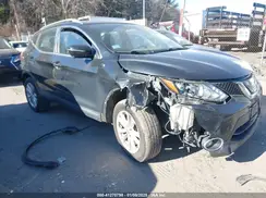 JN1BJ1CR8JW294321 2018 NISSAN ROGUE