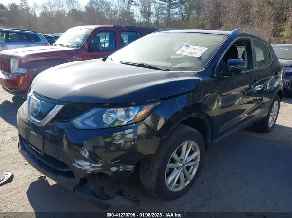 JN1BJ1CR8JW294321 2018 NISSAN ROGUE - Image 2