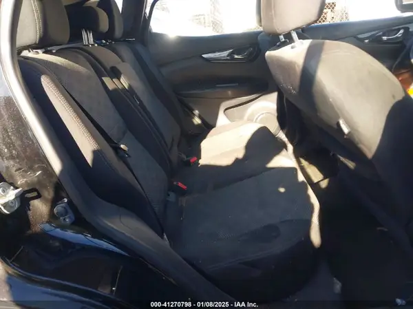JN1BJ1CR8JW294321 2018 NISSAN ROGUE - Image 8