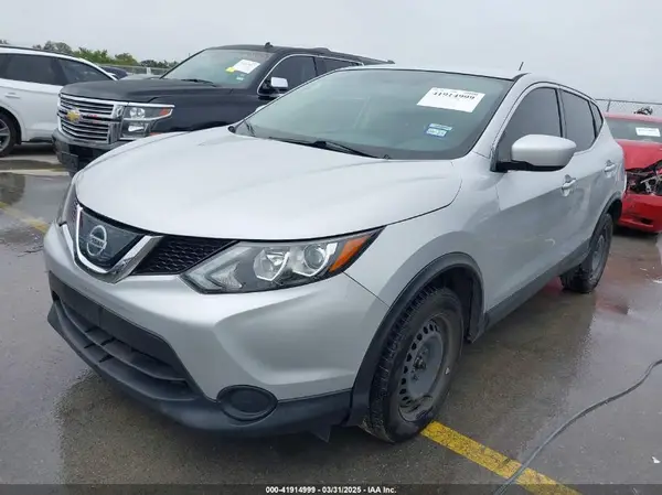 JN1BJ1CR8KW316867 2019 NISSAN ROGUE - Image 2