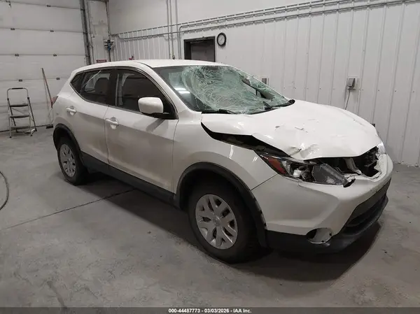 JN1BJ1CR8KW335032 2019 NISSAN ROGUE - Image 1