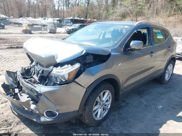 JN1BJ1CR8KW335306 2019 NISSAN ROGUE - Image 2