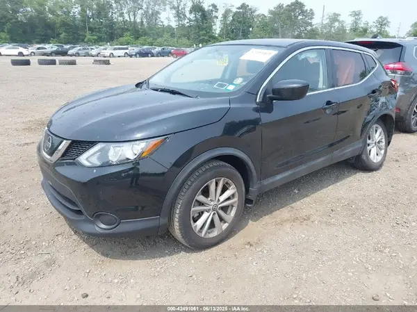 JN1BJ1CR8KW337508 2019 NISSAN ROGUE - Image 2