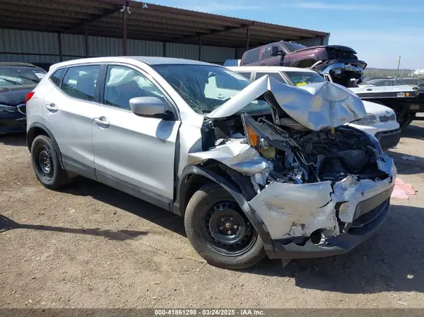JN1BJ1CR8KW348475 2019 NISSAN ROGUE - Image 1