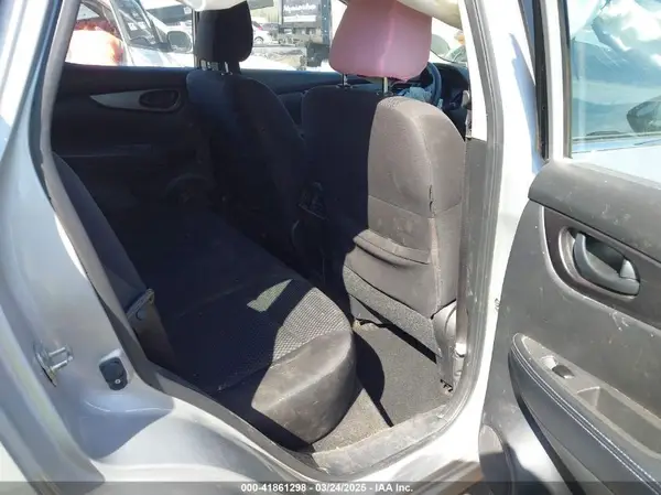 JN1BJ1CR8KW348475 2019 NISSAN ROGUE - Image 8