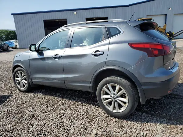 JN1BJ1CR8KW621639 2019 NISSAN ROGUE - Image 2