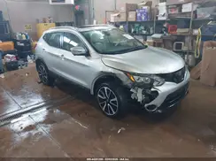 JN1BJ1CR9HW100468 2017 NISSAN ROGUE