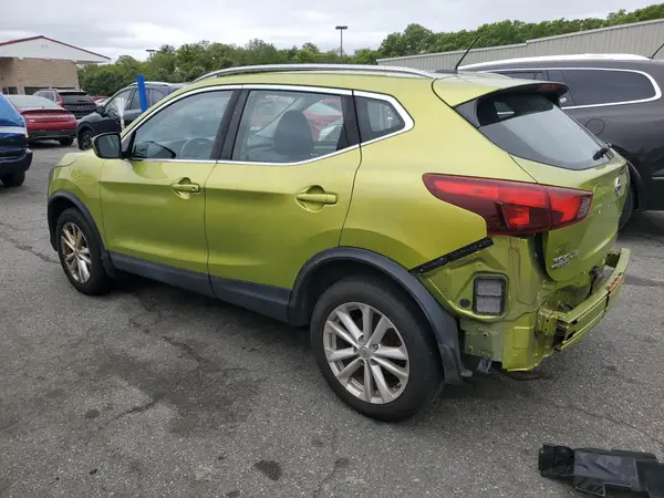 JN1BJ1CR9HW100499 2017 NISSAN ROGUE - Image 2