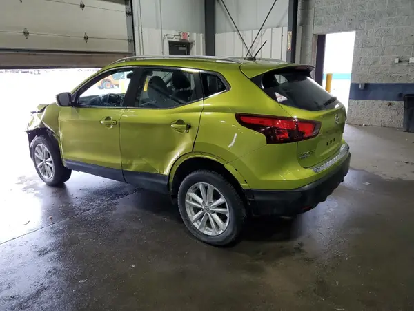 JN1BJ1CR9HW100891 2017 NISSAN ROGUE - Image 2