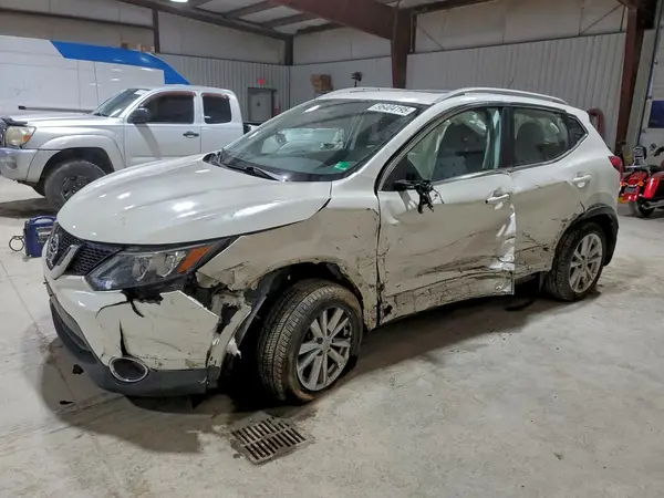 JN1BJ1CR9HW103791 2017 NISSAN ROGUE - Image 1