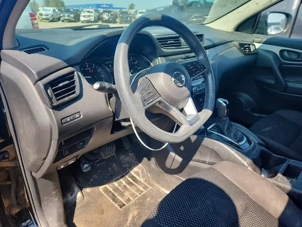 JN1BJ1CR9HW105752 2017 NISSAN ROGUE - Image 8