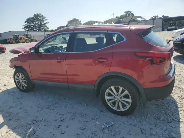 JN1BJ1CR9HW105802 2017 NISSAN ROGUE - Image 2