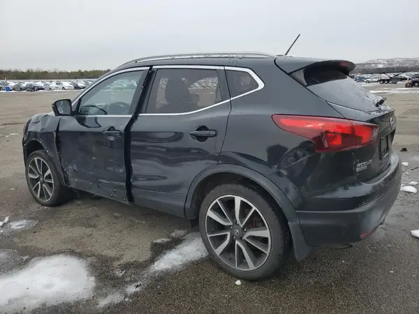 JN1BJ1CR9HW108571 2017 NISSAN ROGUE - Image 2