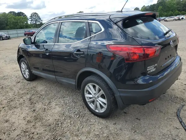 JN1BJ1CR9HW110255 2017 NISSAN ROGUE - Image 2