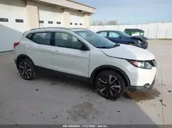 JN1BJ1CR9HW111101 2017 NISSAN ROGUE