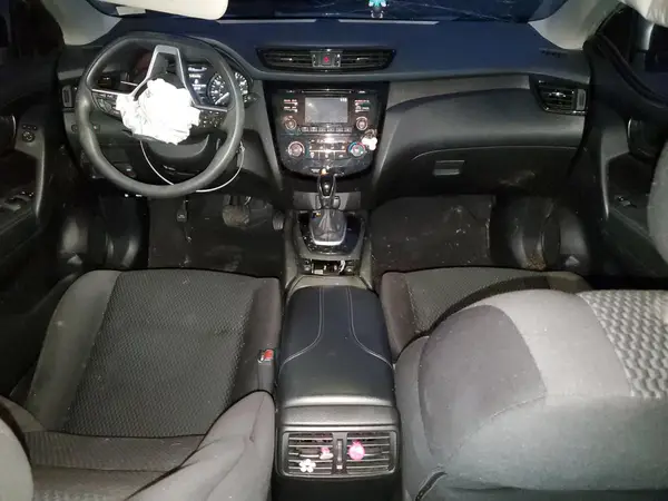 JN1BJ1CR9HW112216 2017 NISSAN ROGUE - Image 8