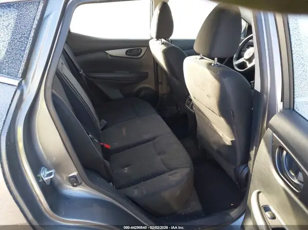 JN1BJ1CR9HW112443 2017 NISSAN ROGUE - Image 8