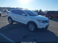 JN1BJ1CR9HW113656 2017 NISSAN ROGUE