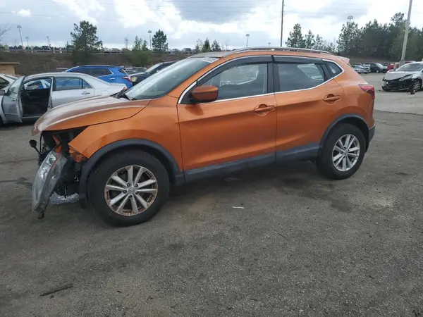 JN1BJ1CR9HW114693 2017 NISSAN ROGUE - Image 1