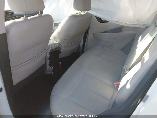 JN1BJ1CR9HW119098 2017 NISSAN ROGUE - Image 8