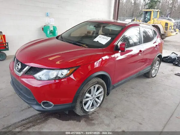 JN1BJ1CR9HW119442 2017 NISSAN ROGUE - Image 2