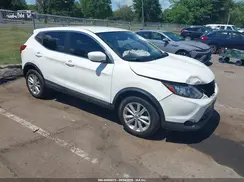 JN1BJ1CR9HW122535 2017 NISSAN ROGUE