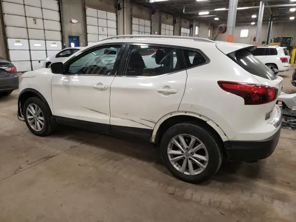 JN1BJ1CR9HW128304 2017 NISSAN ROGUE - Image 2