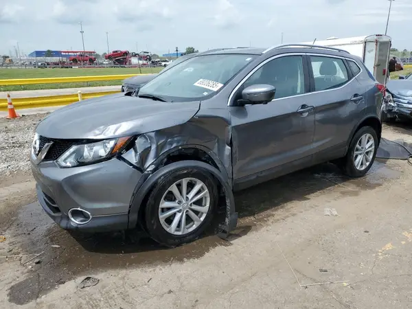 JN1BJ1CR9HW134703 2017 NISSAN ROGUE - Image 1