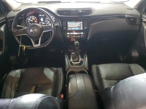 JN1BJ1CR9HW139383 2017 NISSAN ROGUE - Image 8