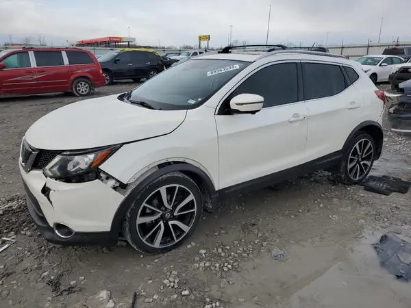 JN1BJ1CR9HW140243 2017 NISSAN ROGUE - Image 1