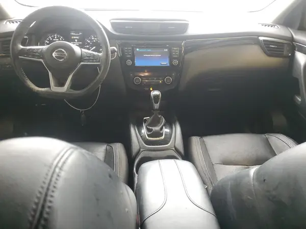 JN1BJ1CR9HW141490 2017 NISSAN ROGUE - Image 8