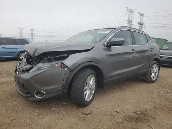JN1BJ1CR9HW141540 2017 NISSAN ROGUE - Image 1