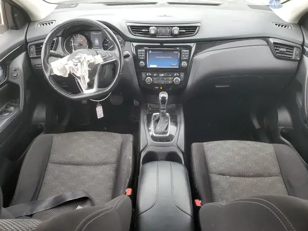 JN1BJ1CR9HW141540 2017 NISSAN ROGUE - Image 8