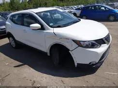 JN1BJ1CR9JW255754 2018 NISSAN ROGUE