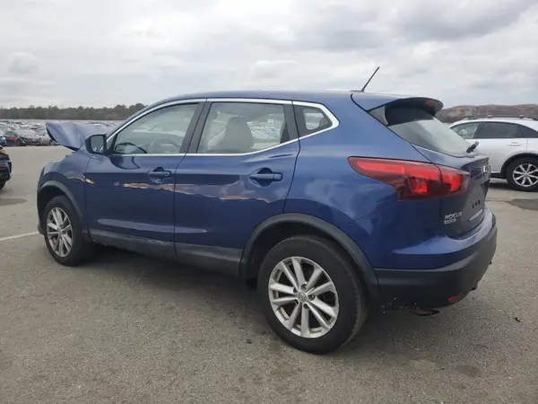 JN1BJ1CR9JW262431 2018 NISSAN ROGUE - Image 2