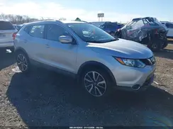 JN1BJ1CR9JW269055 2018 NISSAN ROGUE