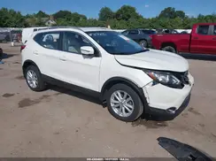 JN1BJ1CR9JW269217 2018 NISSAN ROGUE