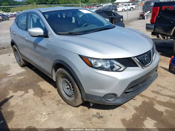 JN1BJ1CR9JW282274 2018 NISSAN ROGUE - Image 1