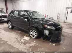 JN1BJ1CR9JW286034 2018 NISSAN ROGUE